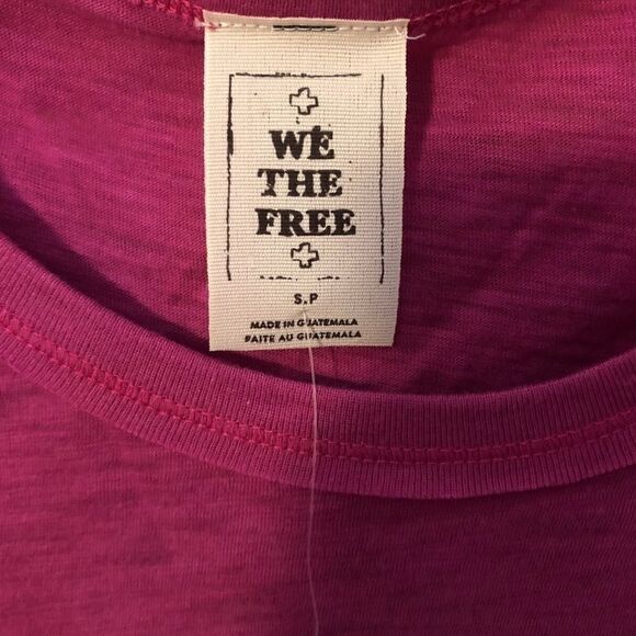 𝅺FREE people top - Picture 3 of 4